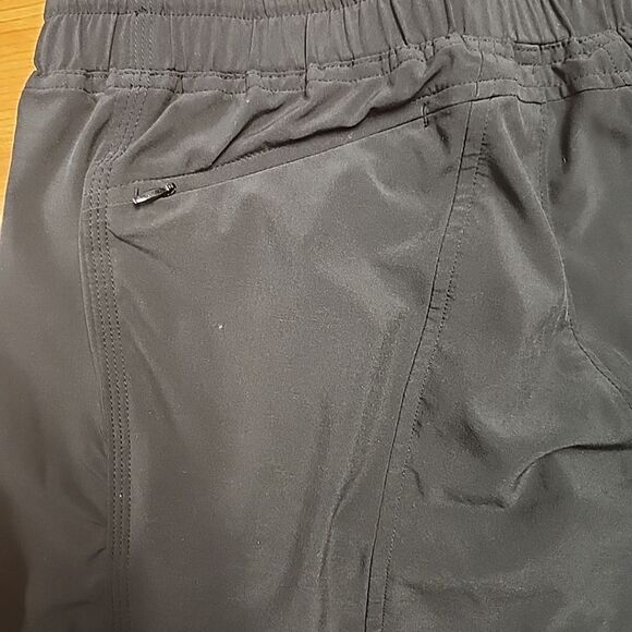 Athleta La Viva Capri Womens Joggers Sz 2 Black Cropped Stretch Pants 63791 - Picture 8 of 11